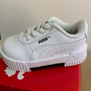 NWT Infant/ kids Puma sneaker size 4c